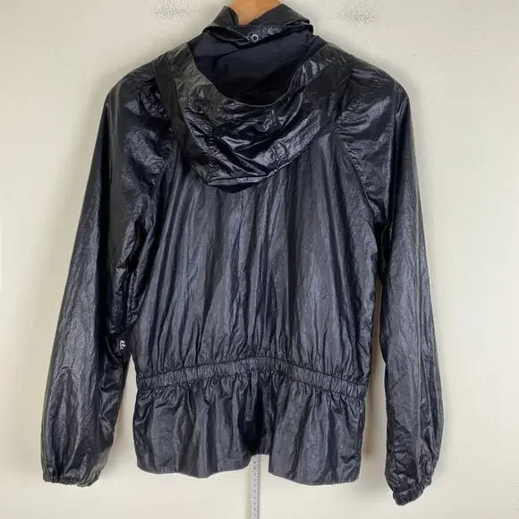 Lululemon Stronger as One Jacket Size 4 *lululemon X Barrys Matte Black Foil
